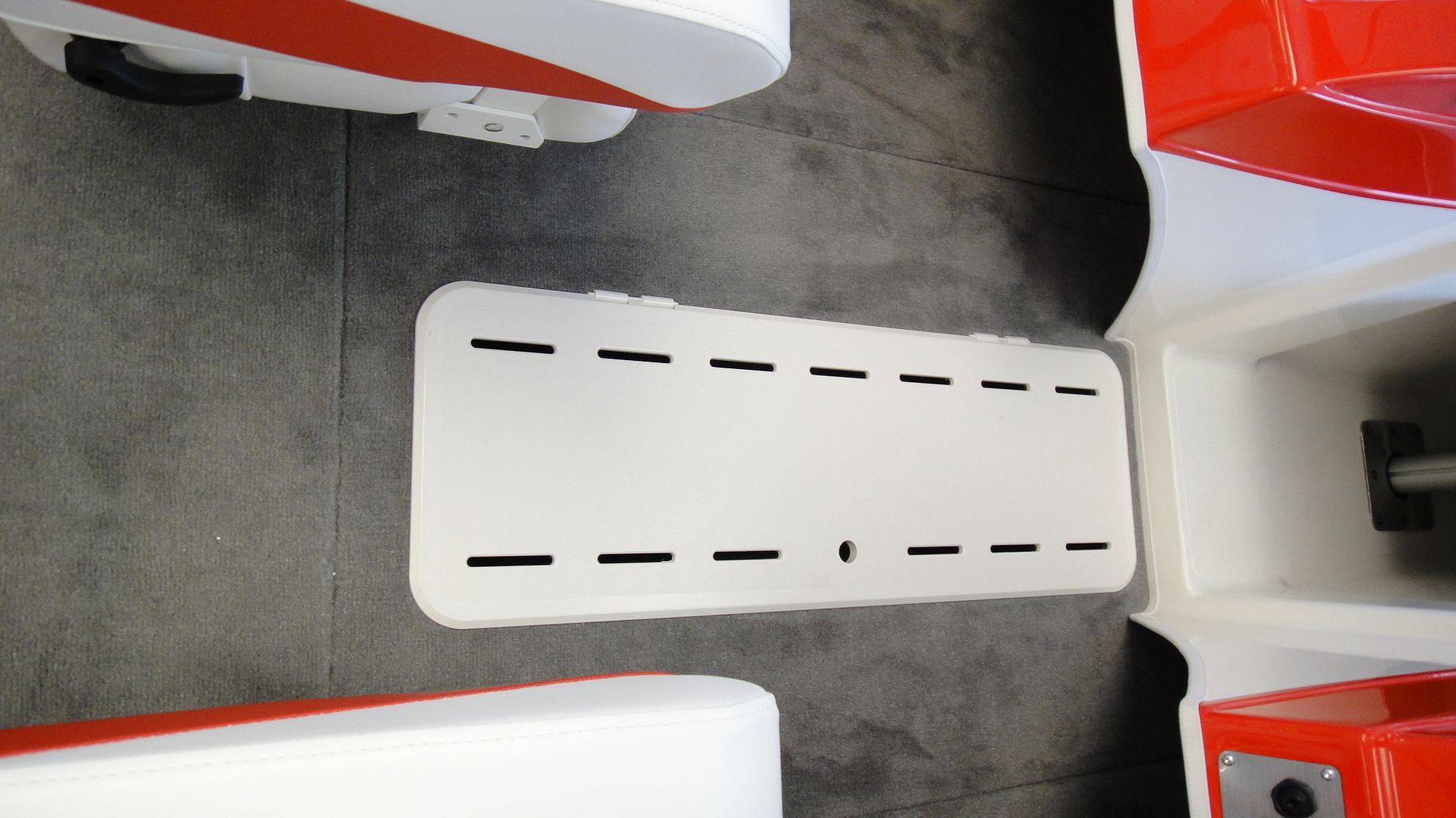 LARSON GLASTRON BOAT OEM SKI LOCKER DOOR COVER LID HATCH NEW WITH HINGE